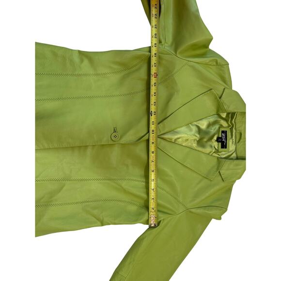 Genuine Leather Jacket in Lime Green – Women’s Medium - Picture 4 of 9